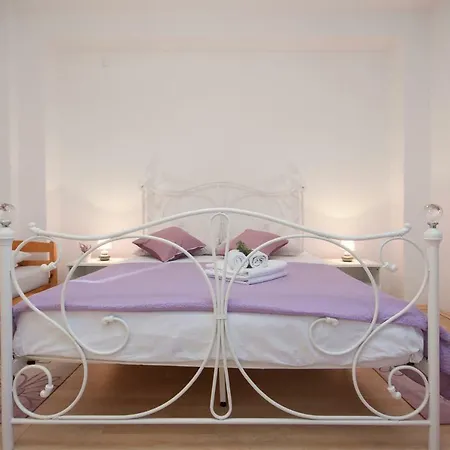 Katarina Casa de hóspedes 3*