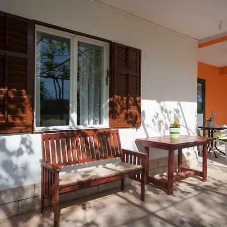 Casa de hóspedes Katarina Lozovac