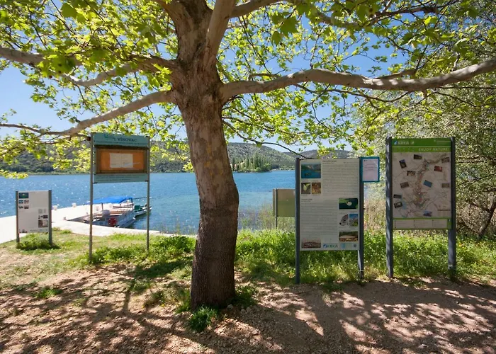 Katarina בית הארחה