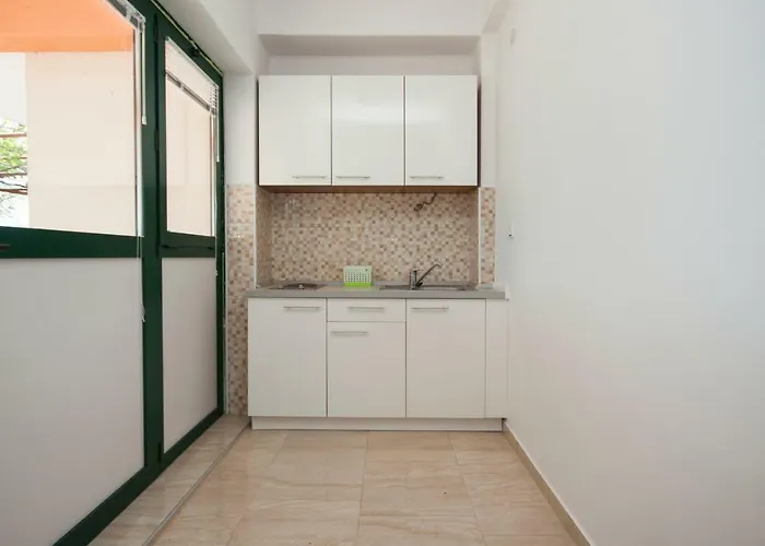 Katarina בית הארחה 3*